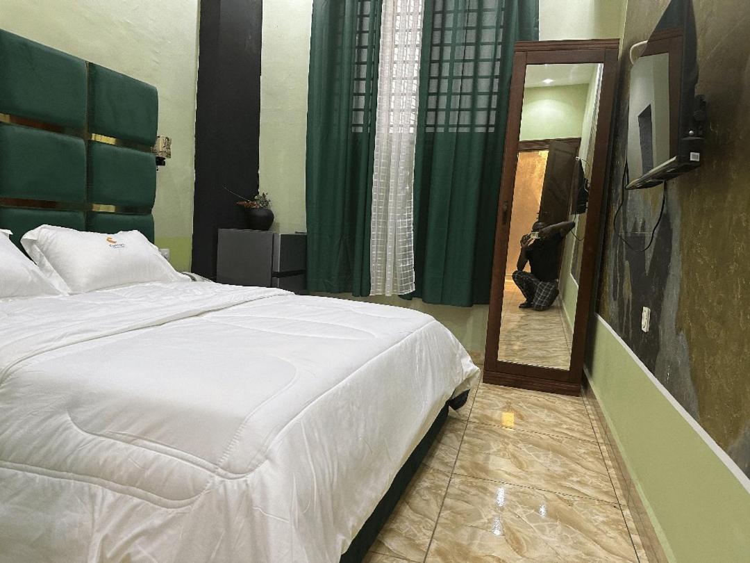 Comfort Inn Hotel & Suits Yaoundé Eksteriør bilde